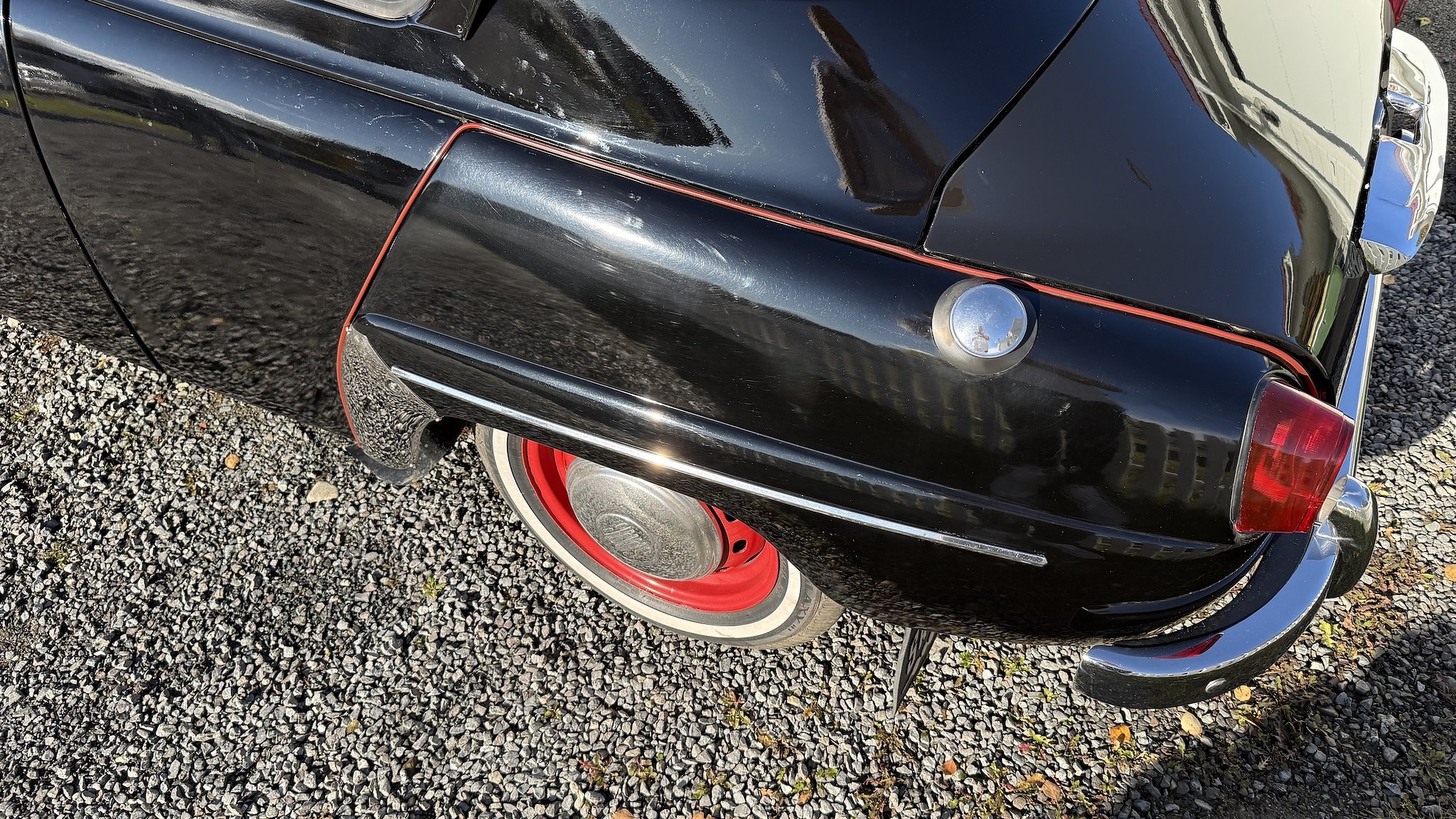 Exterior image of 1960 Saab 96 (27)