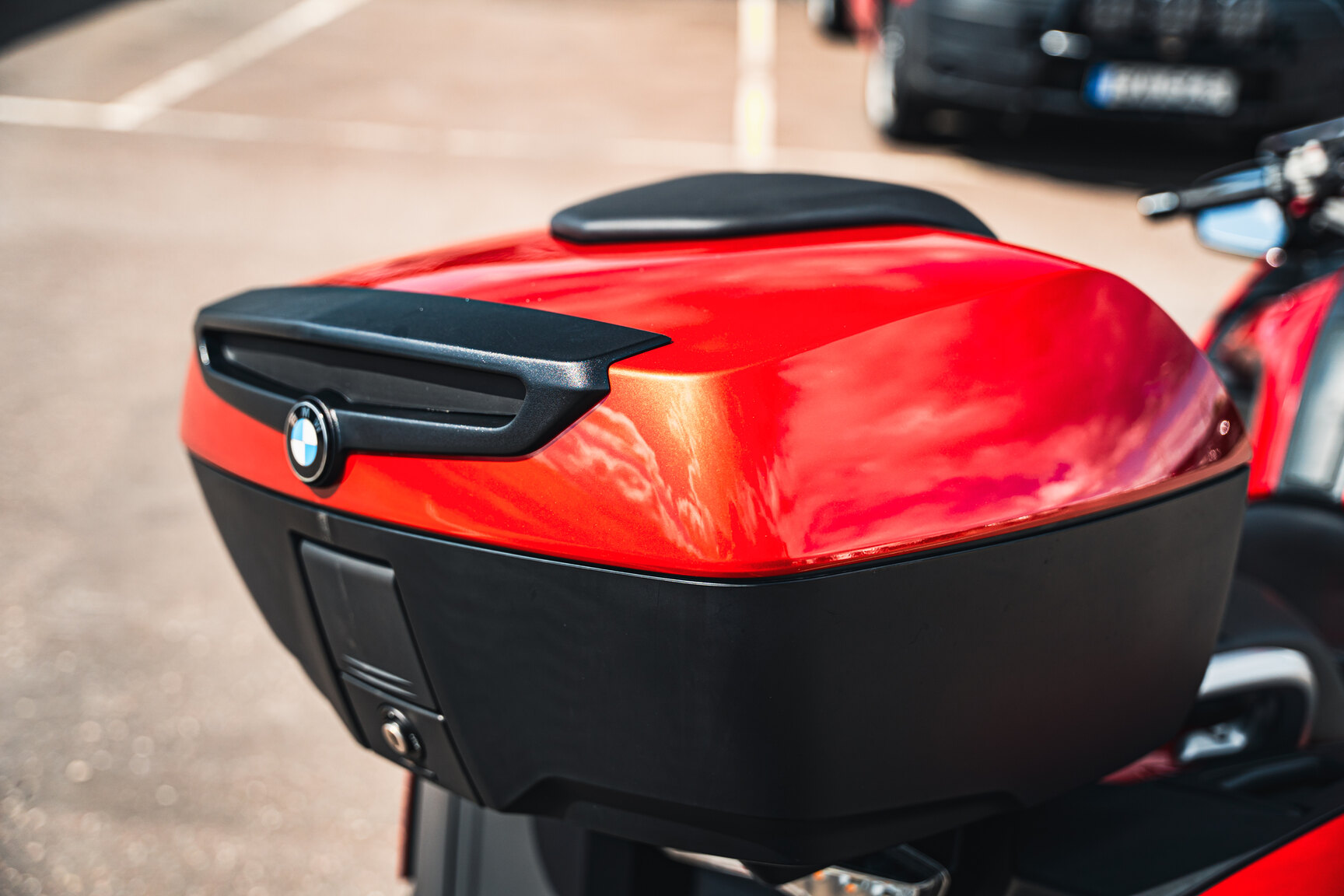 Exterior image of 2018 BMW R 1200 RT (40)