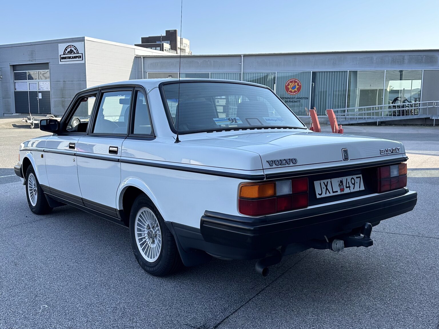 Exterior image of 1991 Volvo 240 GLT