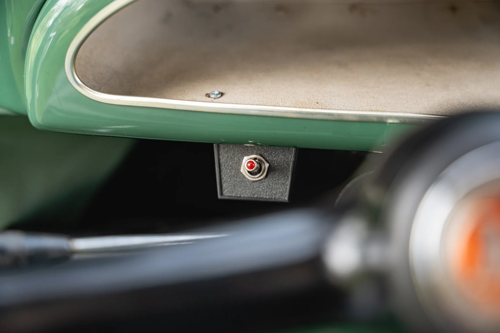 Interior image of 1968 Morris Minor Traveller (45)