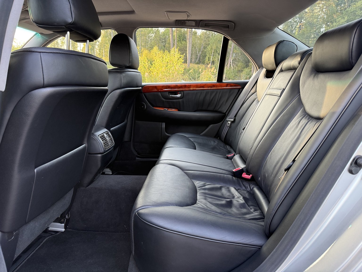 Innenraumfoto von 2005 Lexus LS 430 4.3 V8