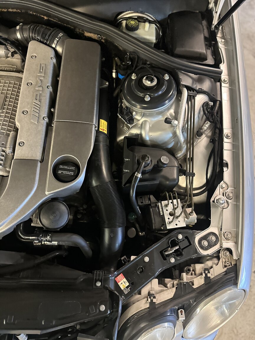 Image of 2004 Mercedes-Benz CL 55 AMG mechanics