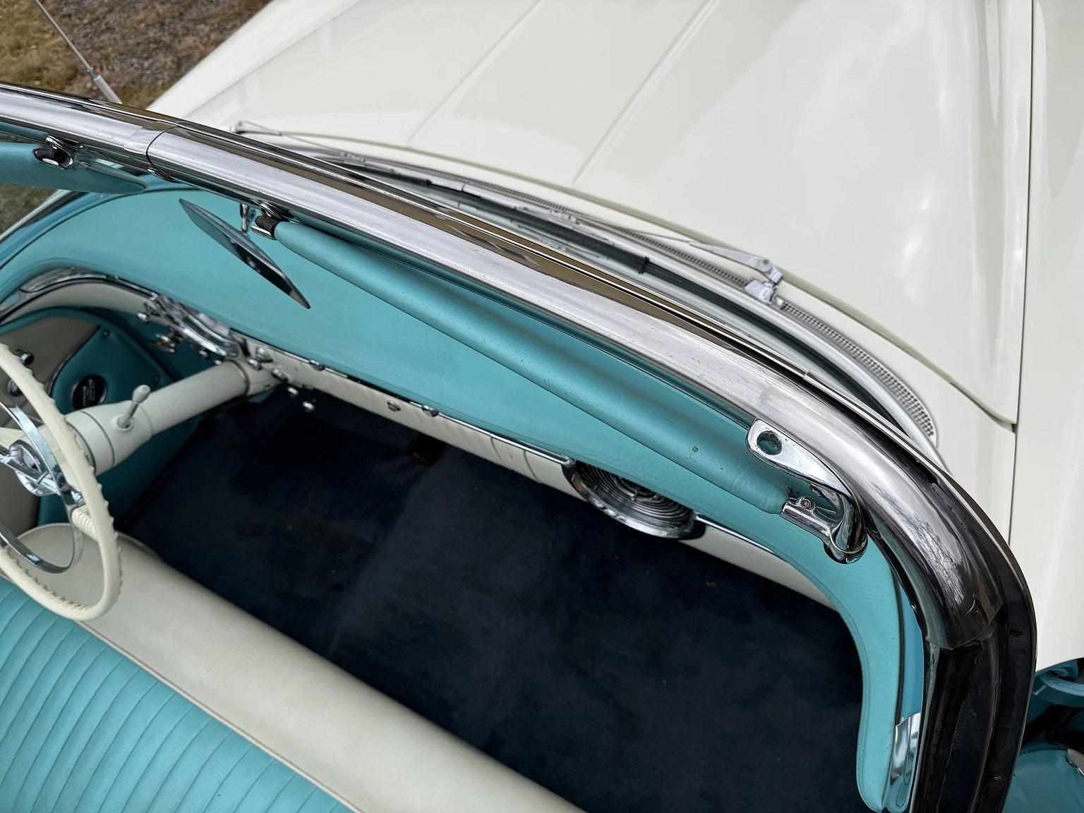 Innenraumfoto von 1955 Oldsmobile Super 88 (72)