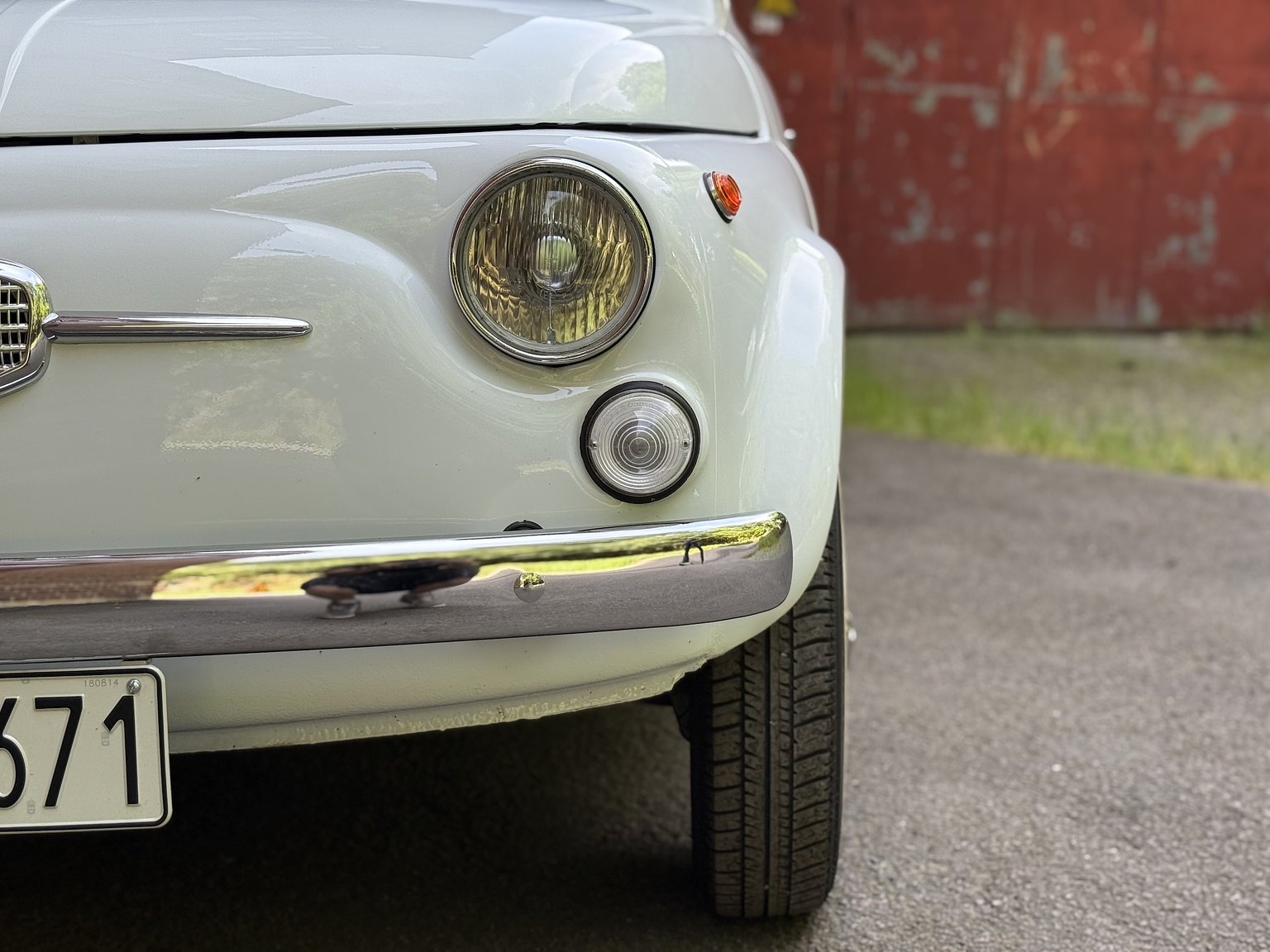 Exterior image of 1965 Fiat 500F