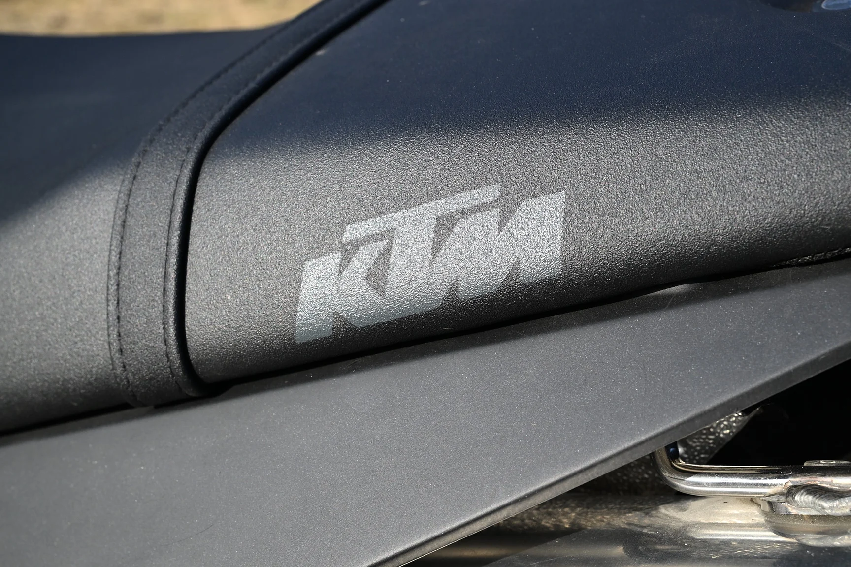 Exteriörbild på 2005 KTM 990 Super Duke (57)