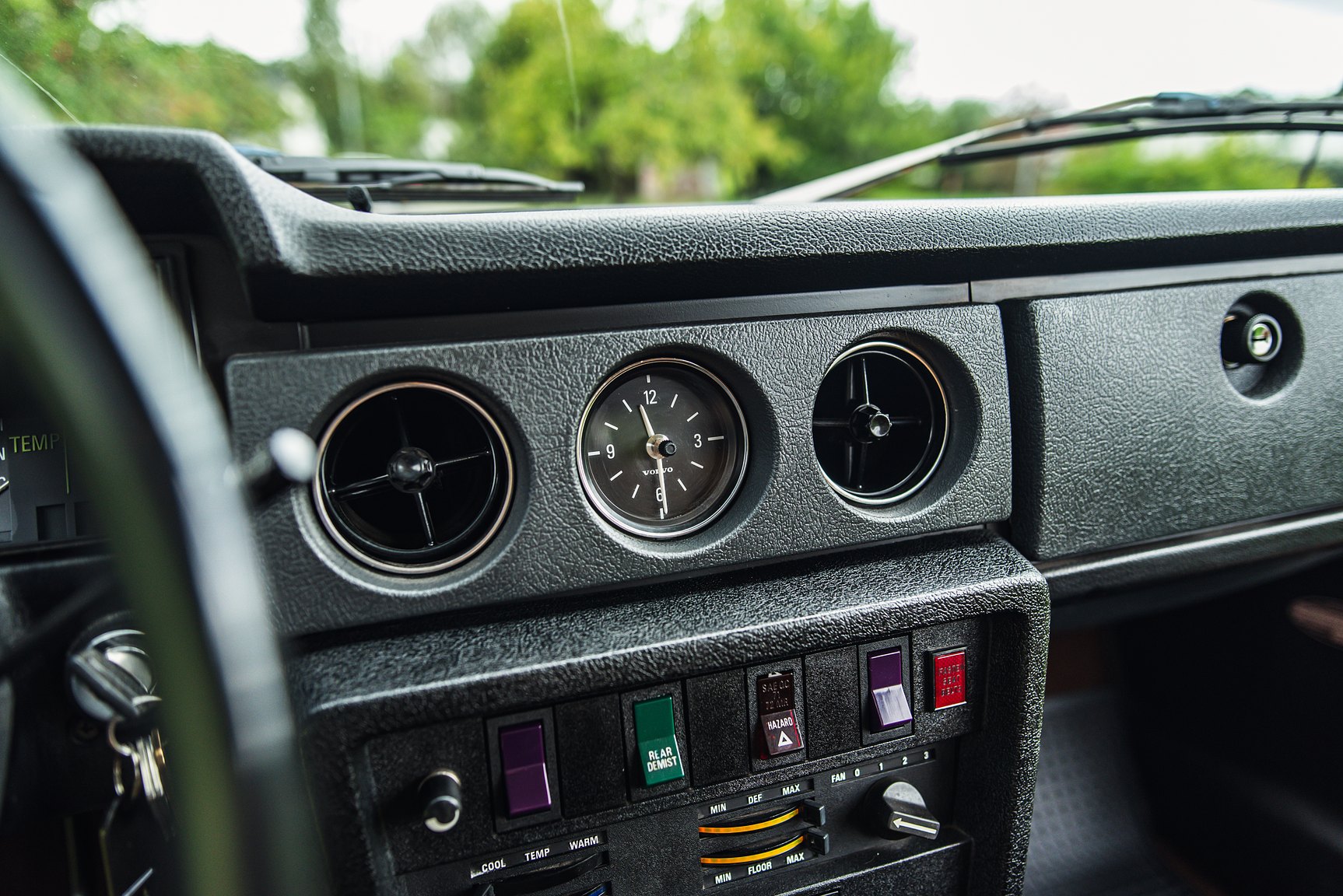 Interiörbild 1974 Volvo 142 2.0