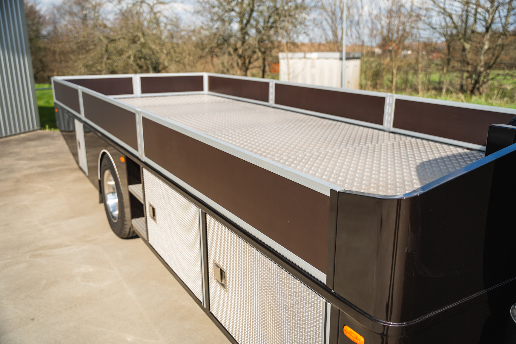 Exterior image of 1948 Chevrolet COE Loadmaster