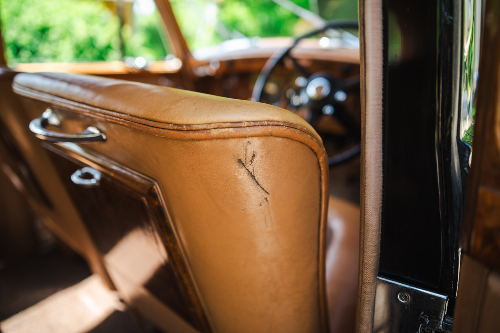 Interior image of 1950 Bentley 4 1/4 Litre