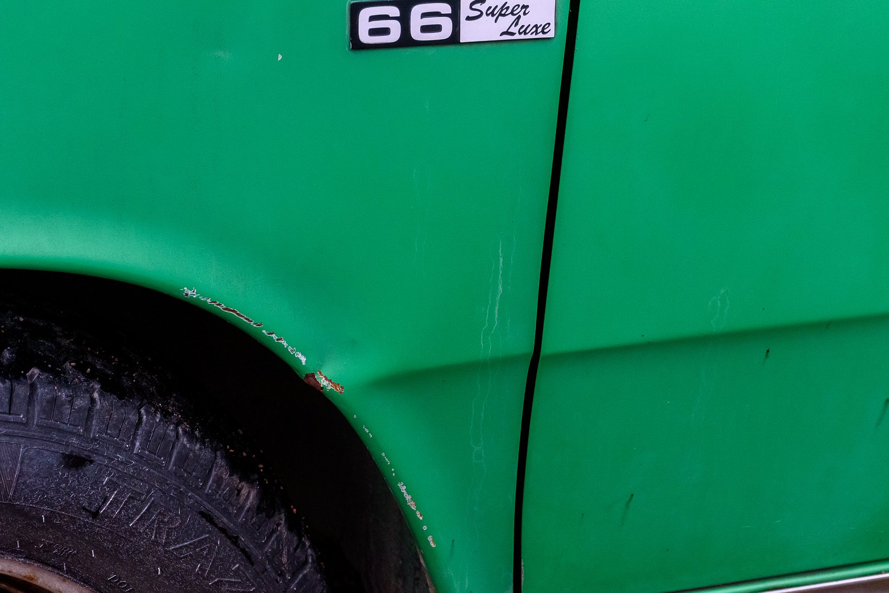 Exteriörbild på 1974 DAF 6633 - NO RESERVE