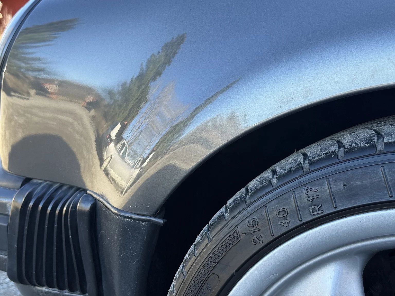 Aussenfoto 1989 Porsche 911 / 930 3.3 Turbo 5-speed (70)