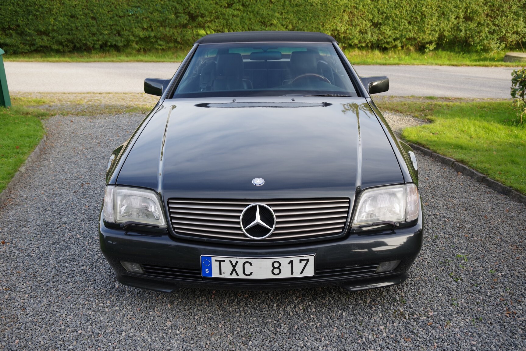 Exterior image of 1992 Mercedes-Benz 300 SL-24