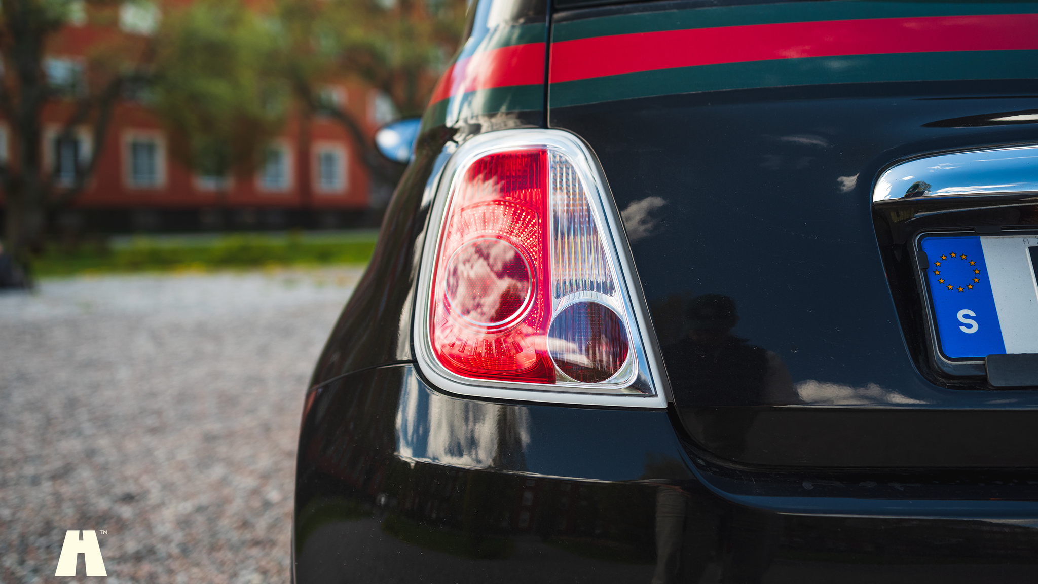 Exterior image of 2012 FIAT 500 GUCCI