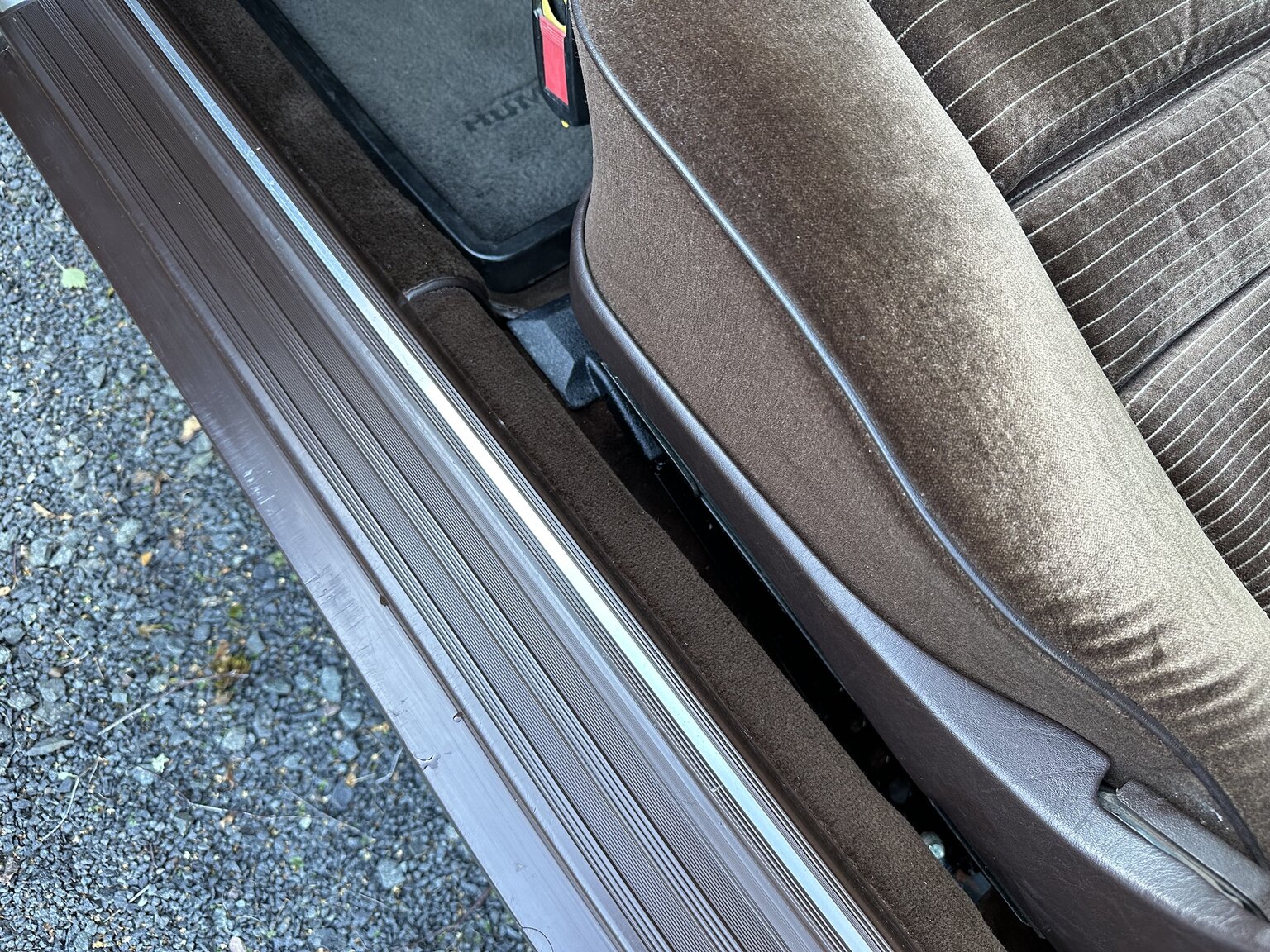 Interiörbild 1986 Mercedes-Benz 500 SEC (7)