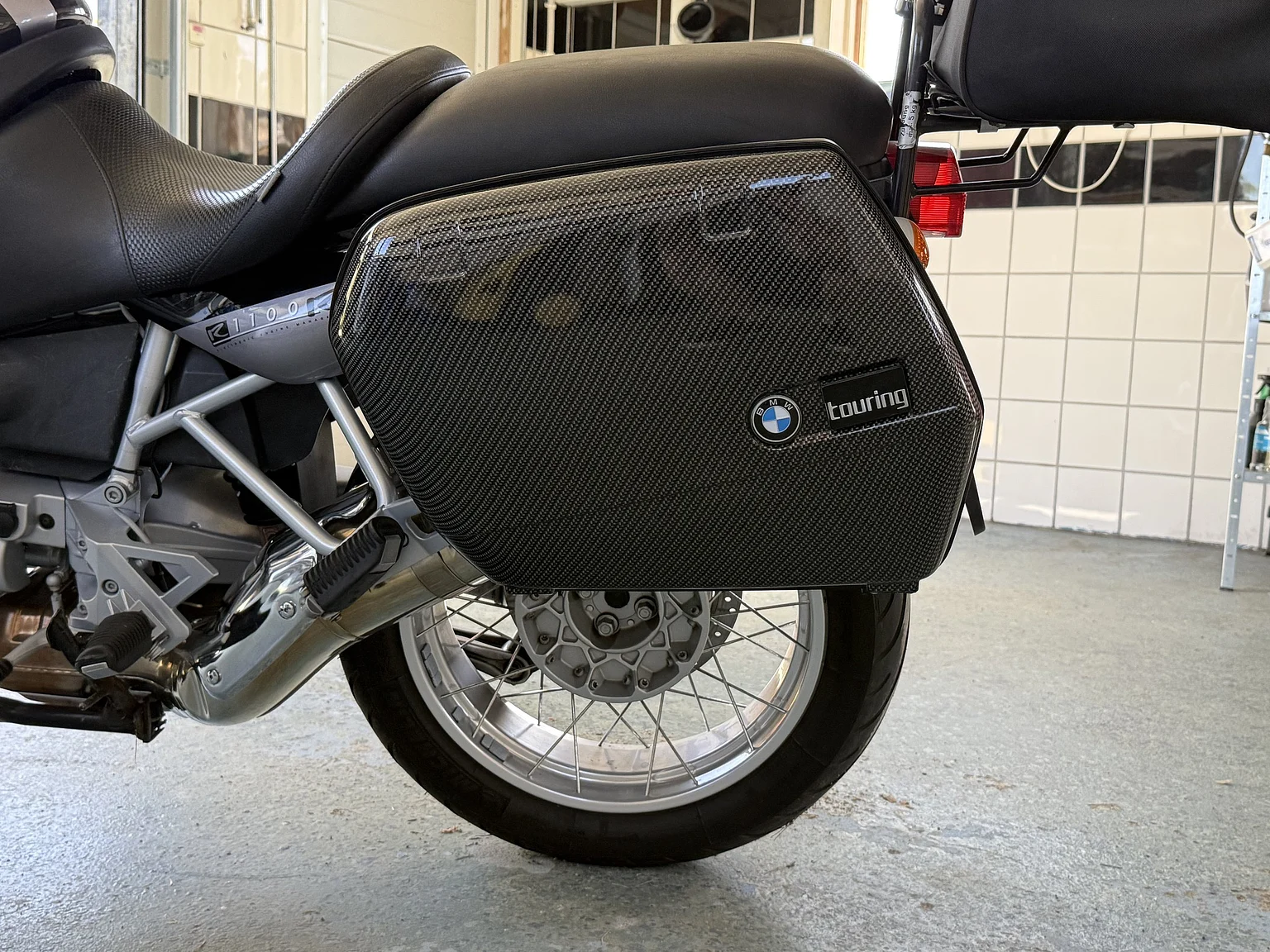 Exteriörbild på 1999 BMW Motorrad R 1100 R (64)