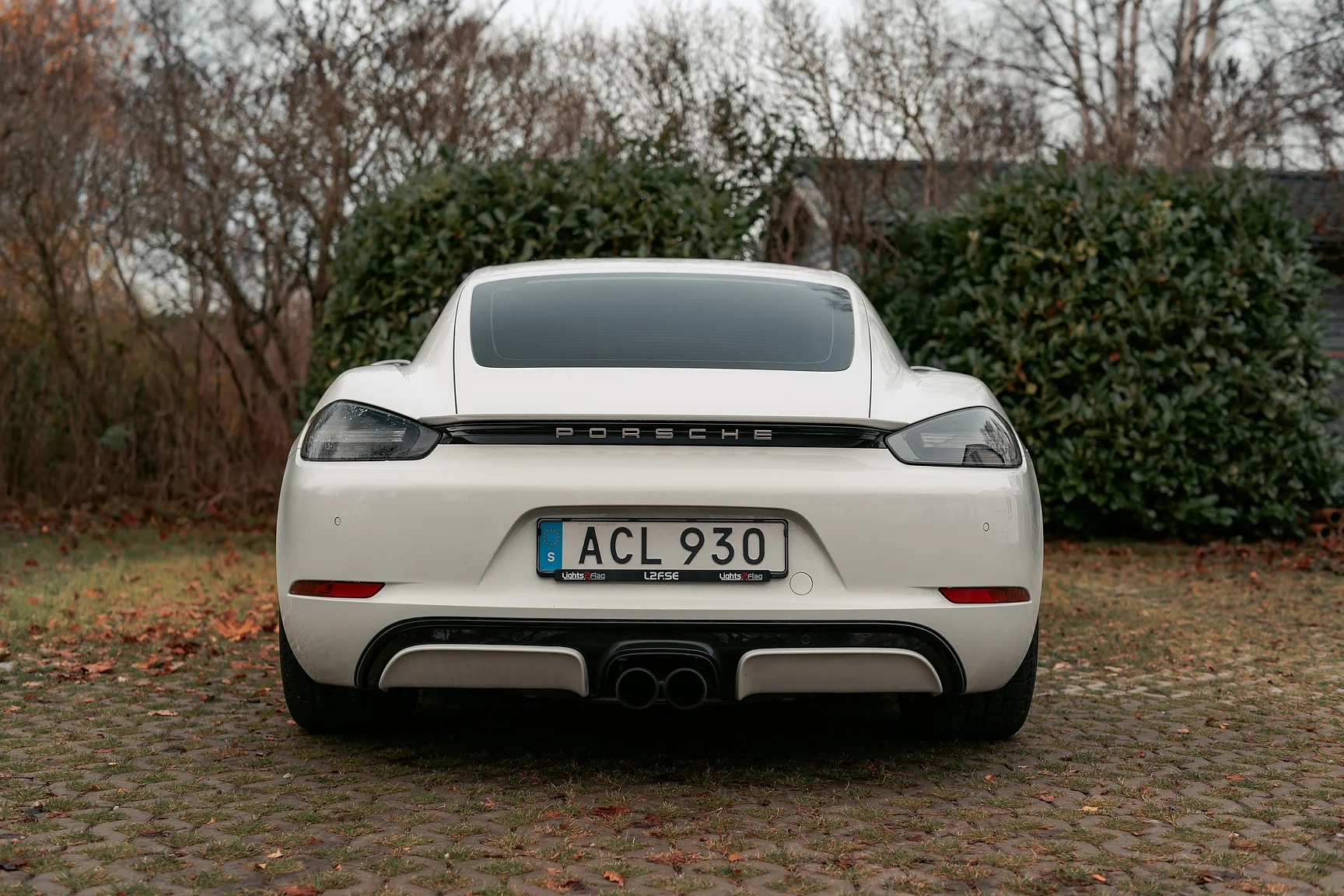 Exteriörbild på 2017 Porsche 718 Cayman S (17)