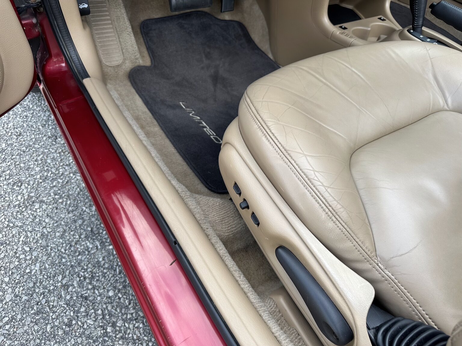 Innenraumfoto von 1996 Chrysler Stratus Cabriolet