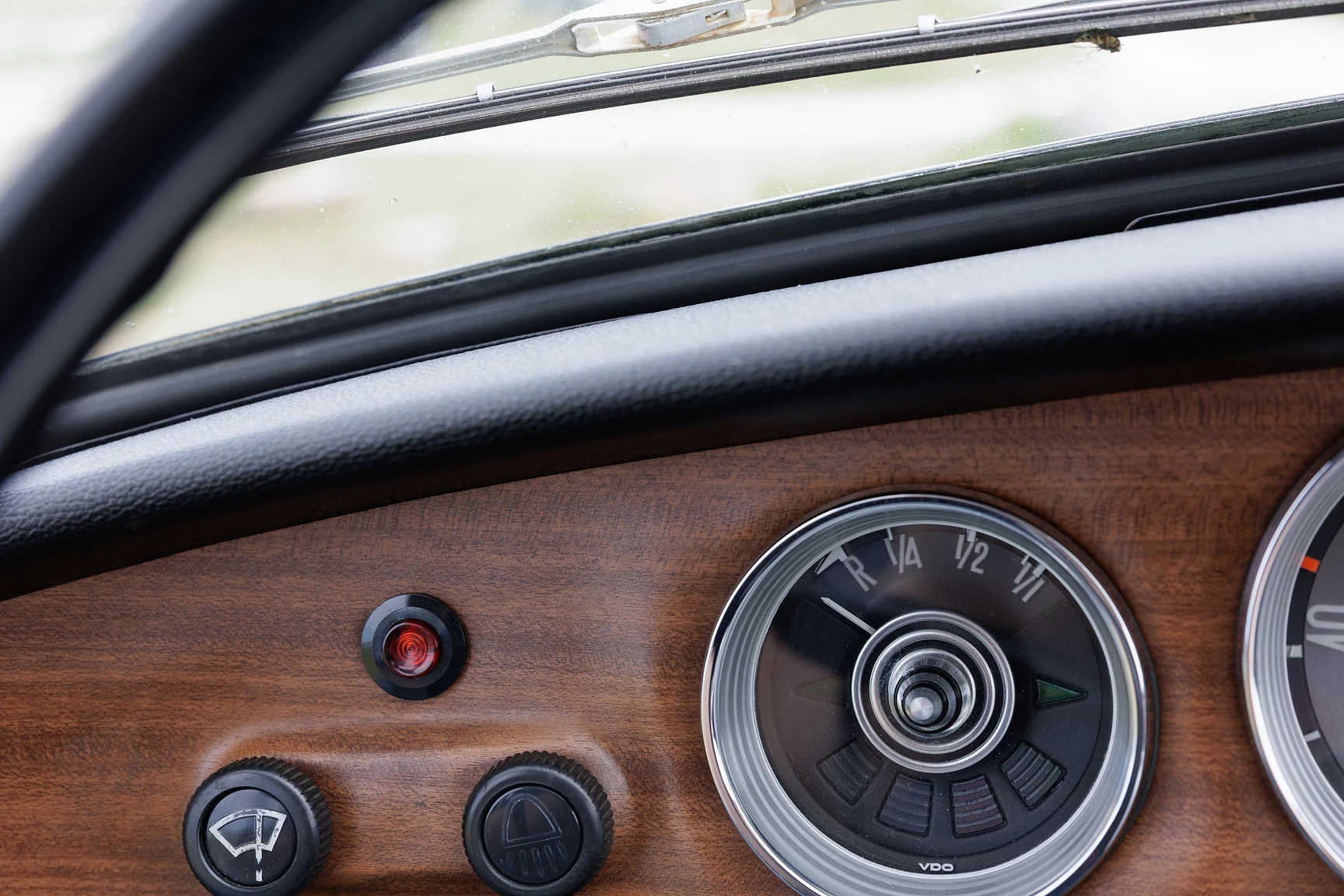 Innenraumfoto von 1968 Volkswagen Typ 34 1600 L Karmann-Ghia (54)