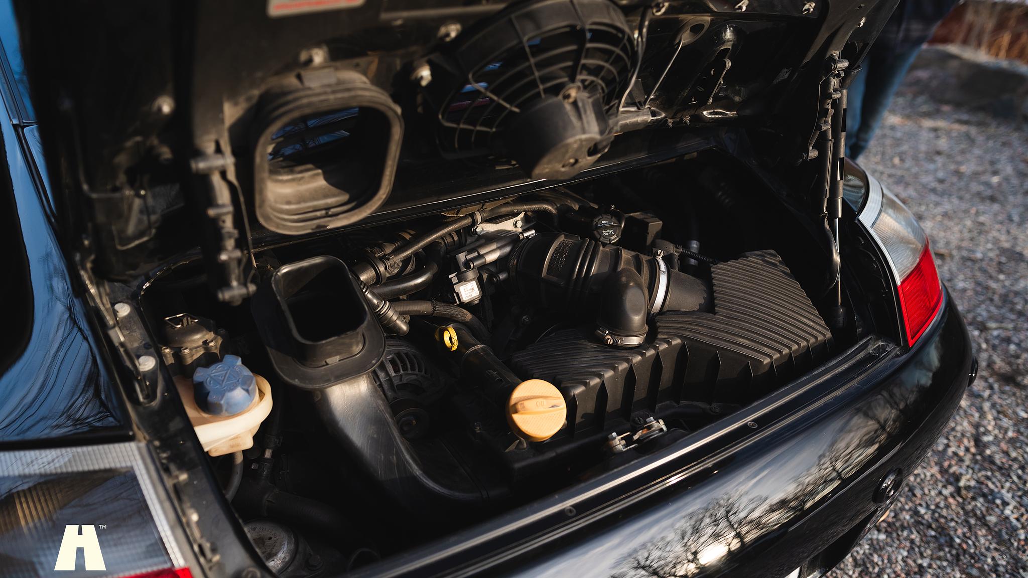 Image of 1998 Porsche 996 Carrera 2 “Clubsport” mechanics