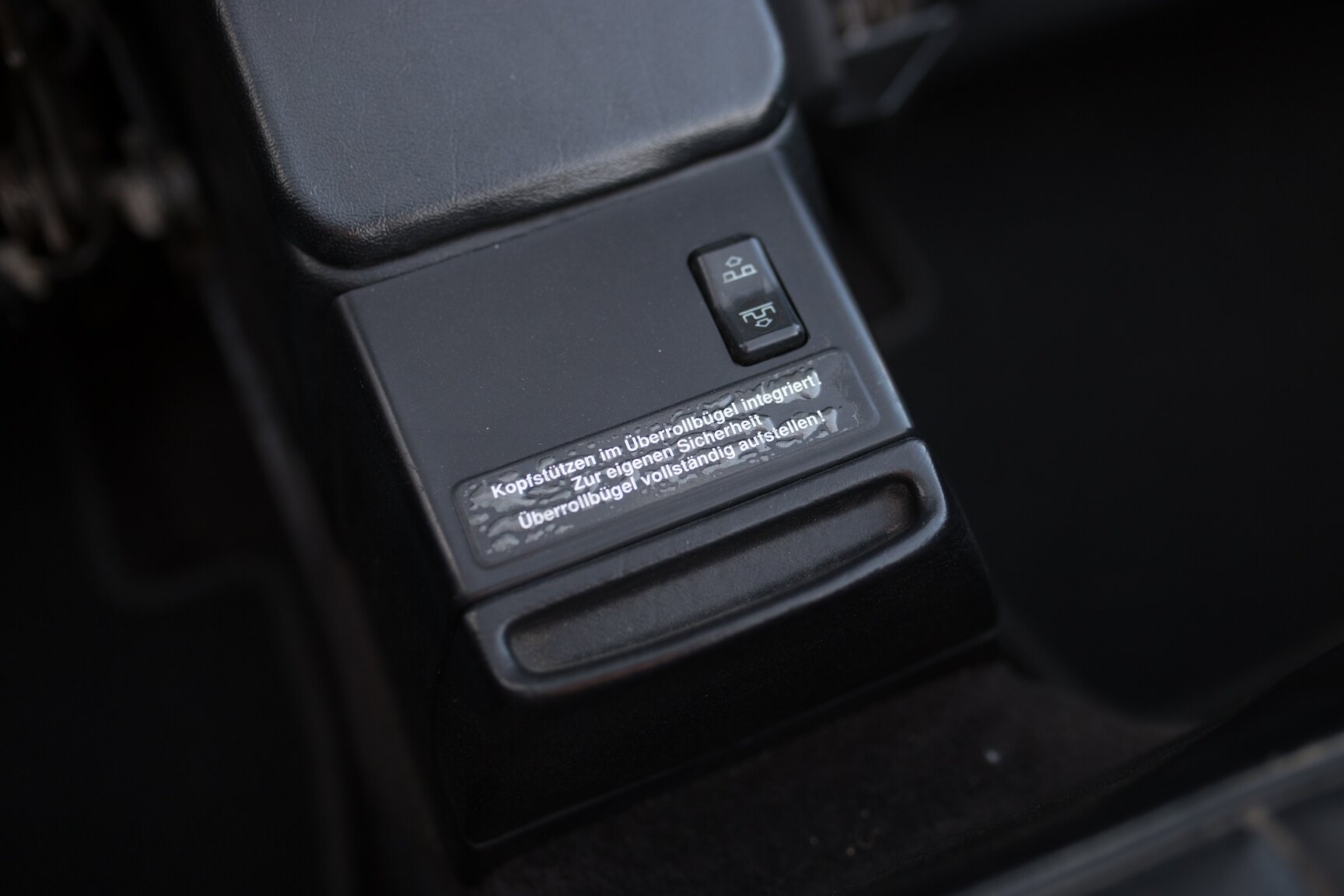 Interior image of 1993 Mercedes-Benz 300 CE-24 Cabriolet