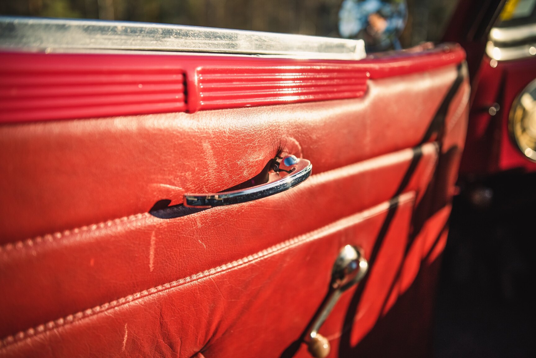 Interior image of 1938 Dodge Six Convertible Coupé