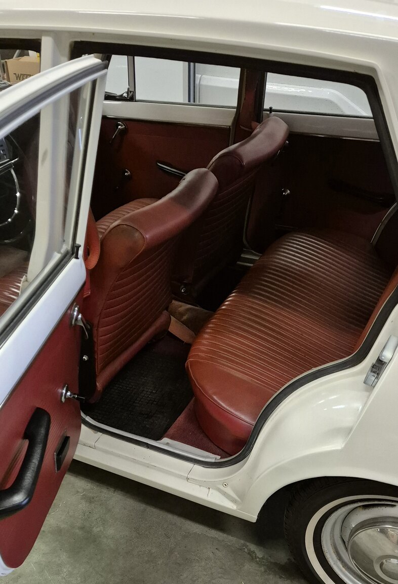 Interiörbild 1967 Toyota Corona