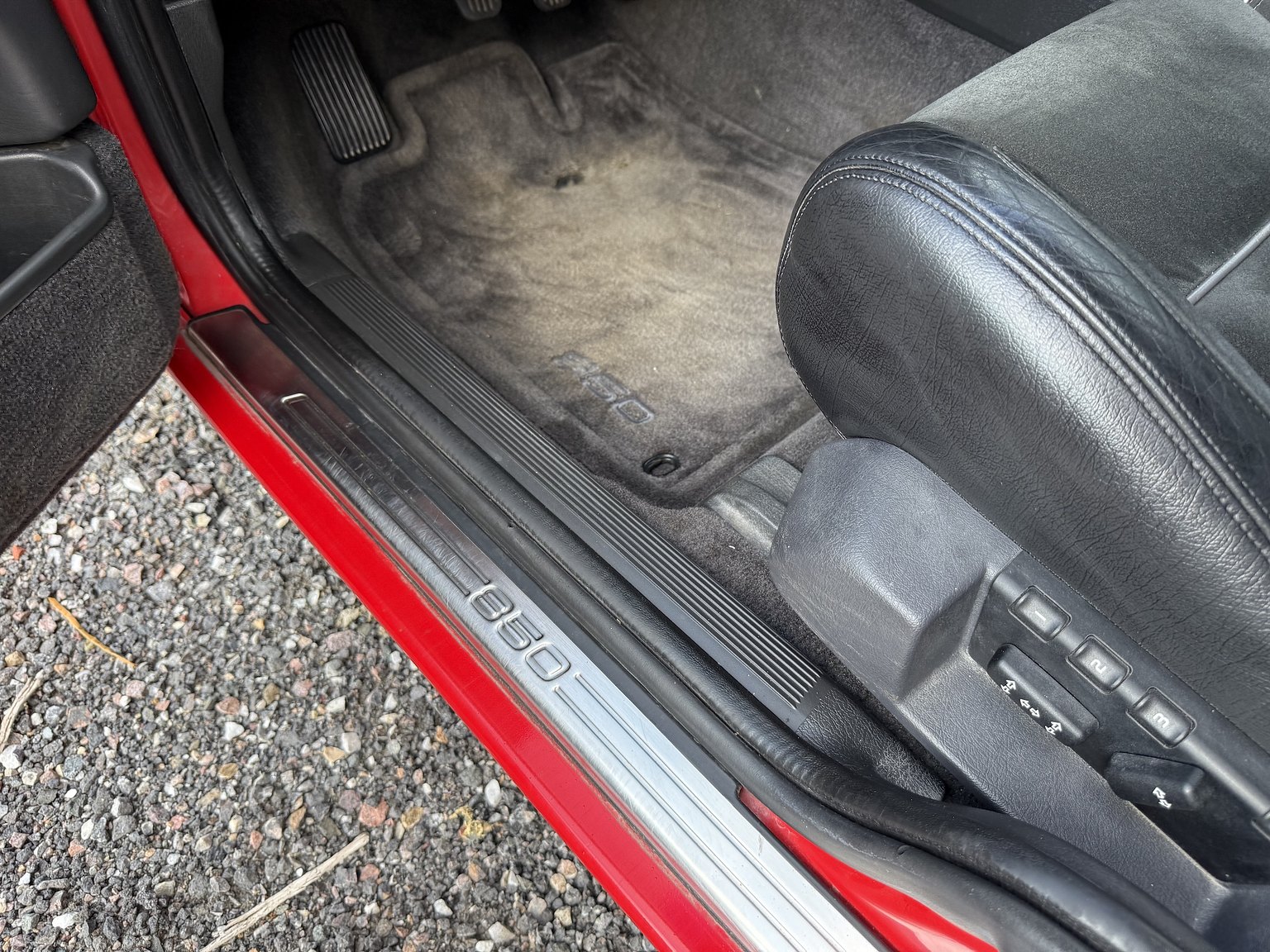 Interior image of 1996 Volvo 850 R "T-Röd"