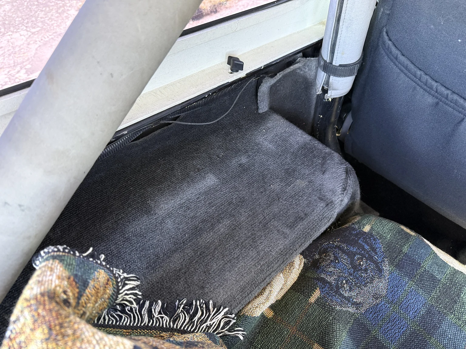 Exterior image of 1990 Jeep Wrangler Islander (124)