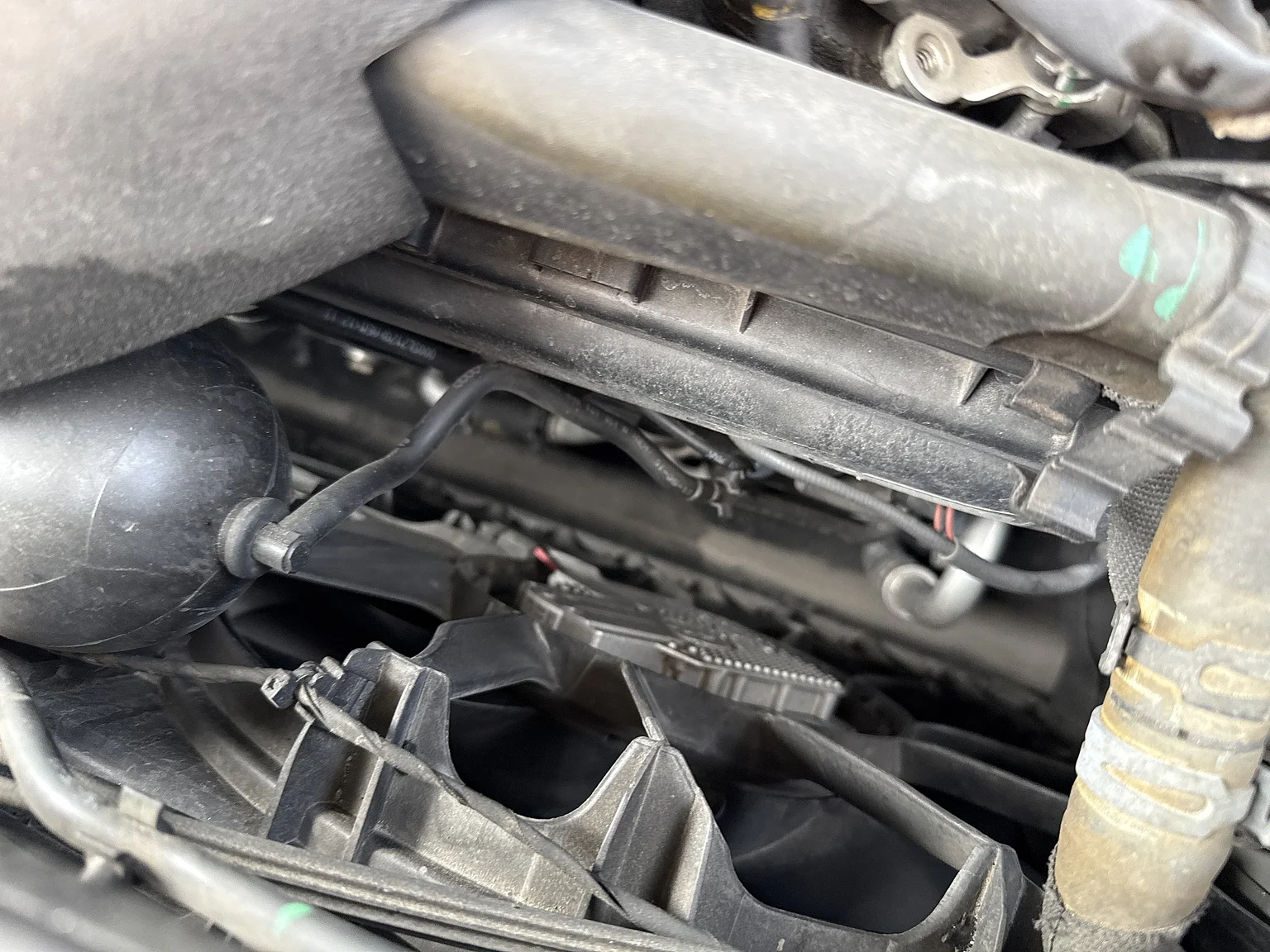 Image of 2014 Audi A8 4.0 TFSI mechanics (10)