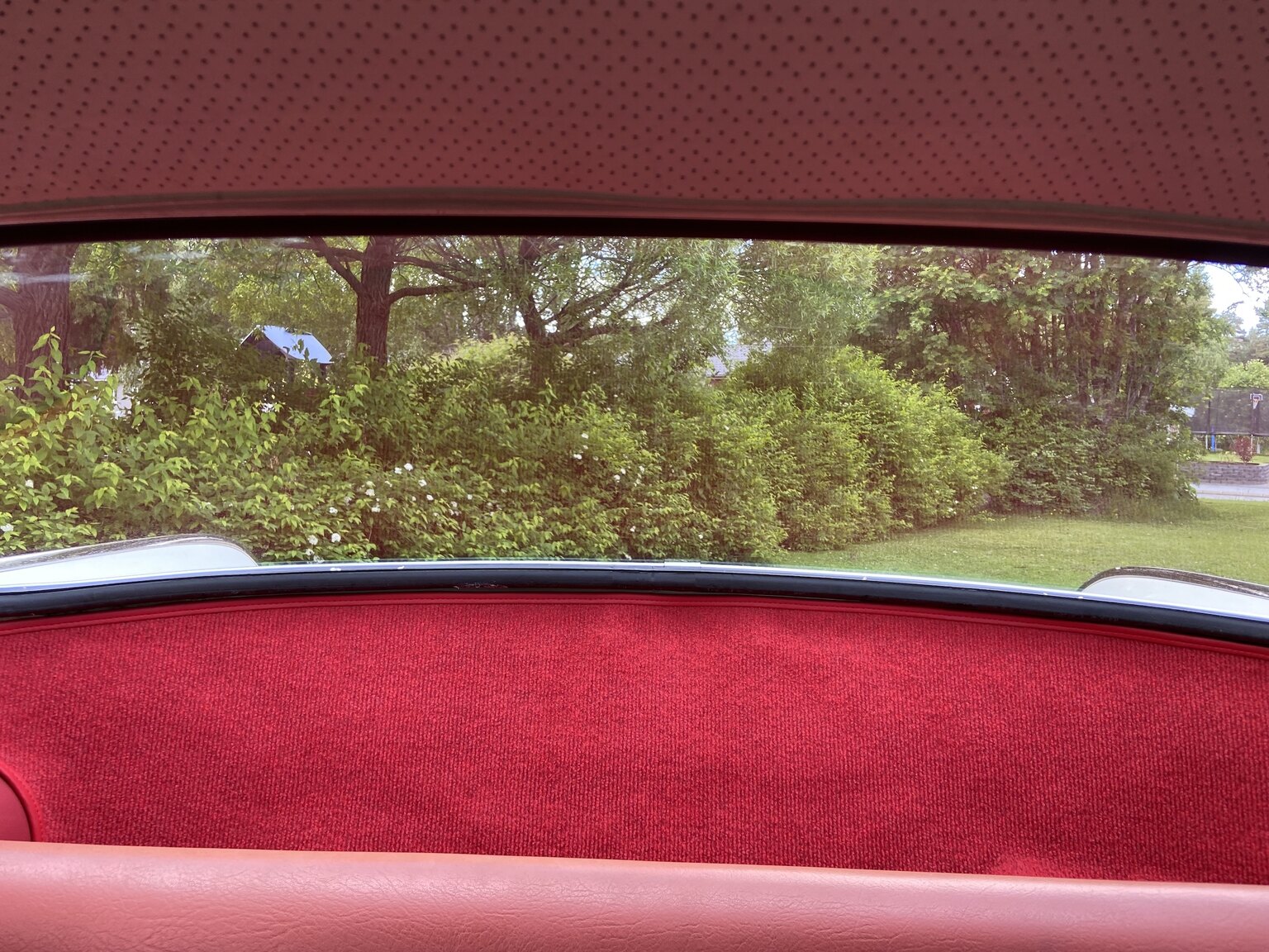 Interior image of 1968 Volvo P1800 S