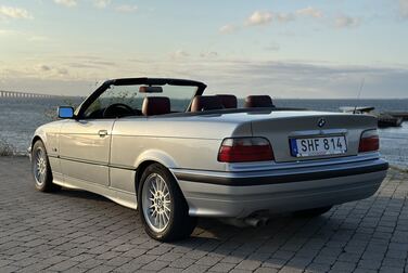 Exterior image of 1993 BMW 325 I CABRIO 