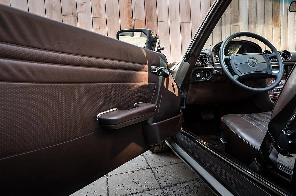 Bild von 1987 Mercedes-Benz 560SL (17)