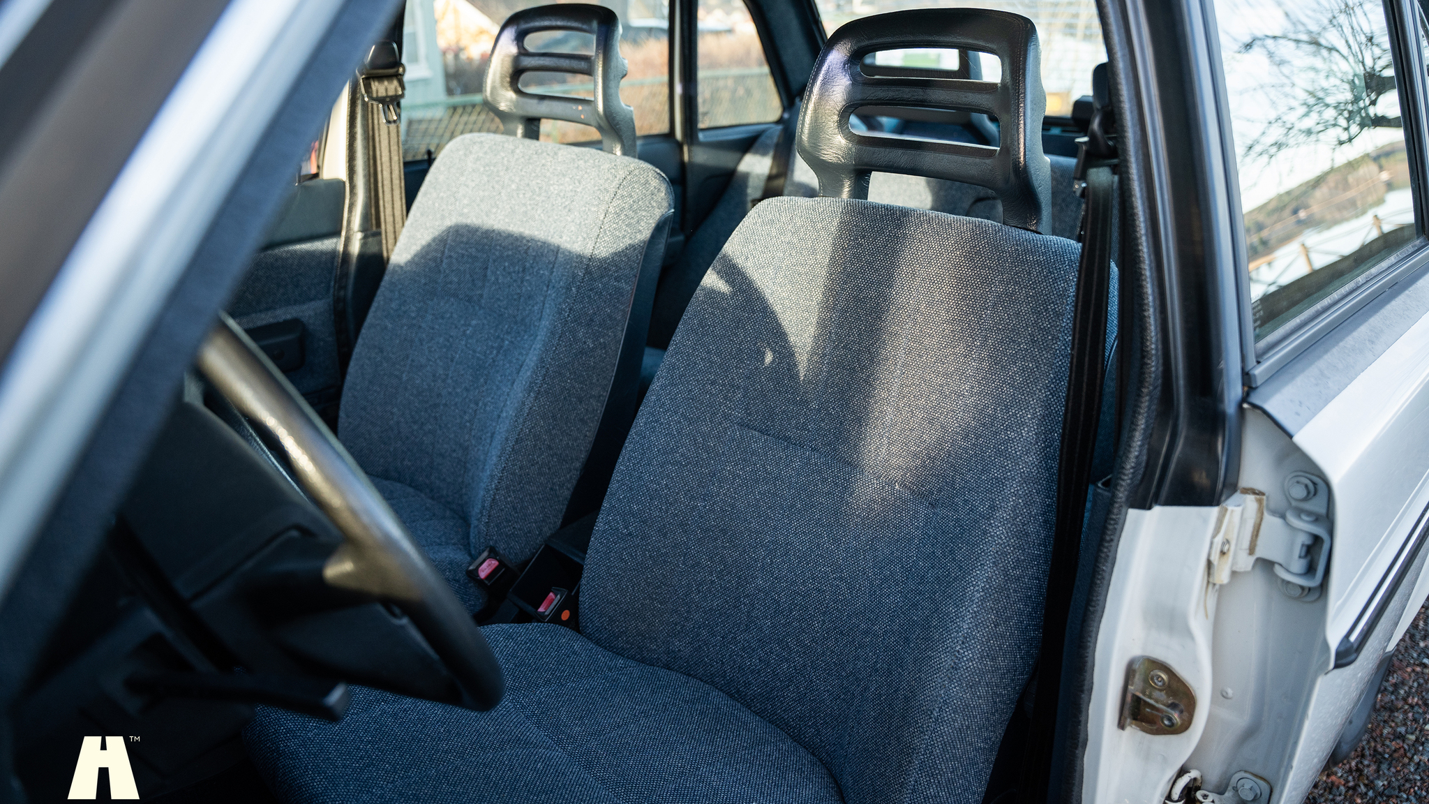 Innenraumfoto von 1988 Volvo 240 GL