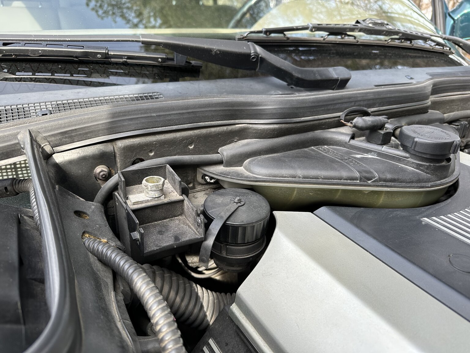 1992 BMW 740iA, Mekanik