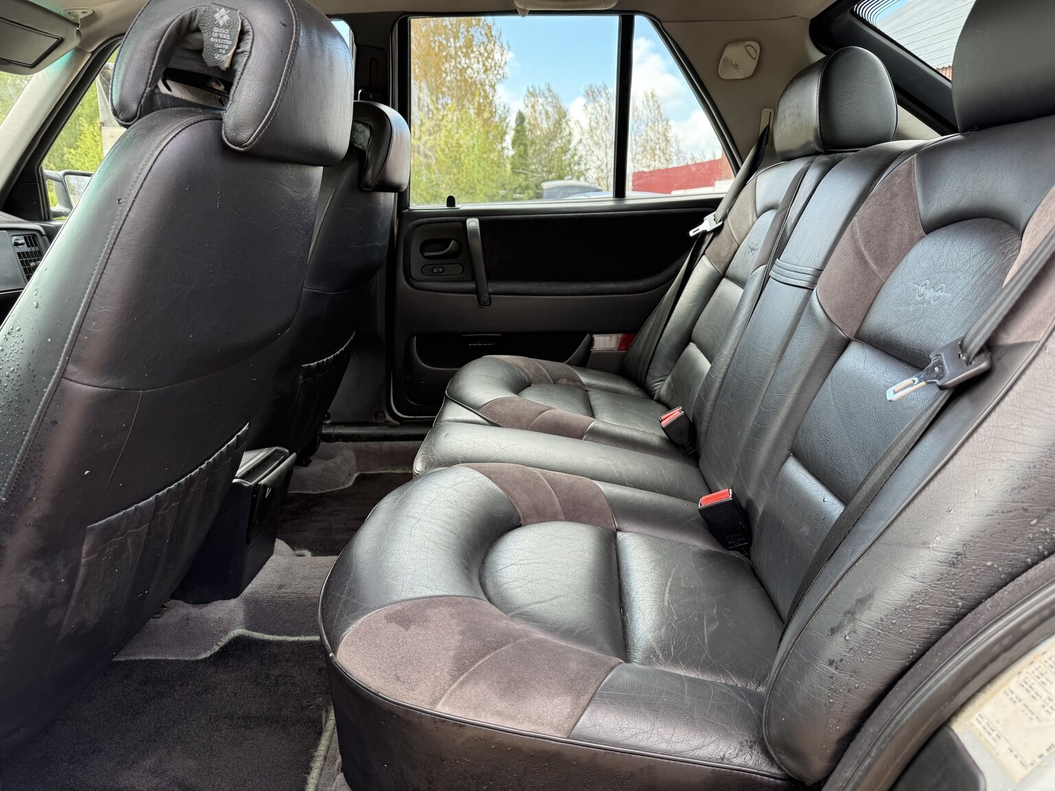 Interior image of 1997 Saab 9000 2.3 CS Turbo A50