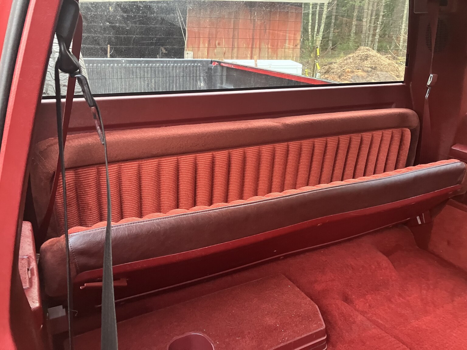 Interior image of 1991 Chevrolet K2500 Extended Cab 5.7 V8 4WD Pickup