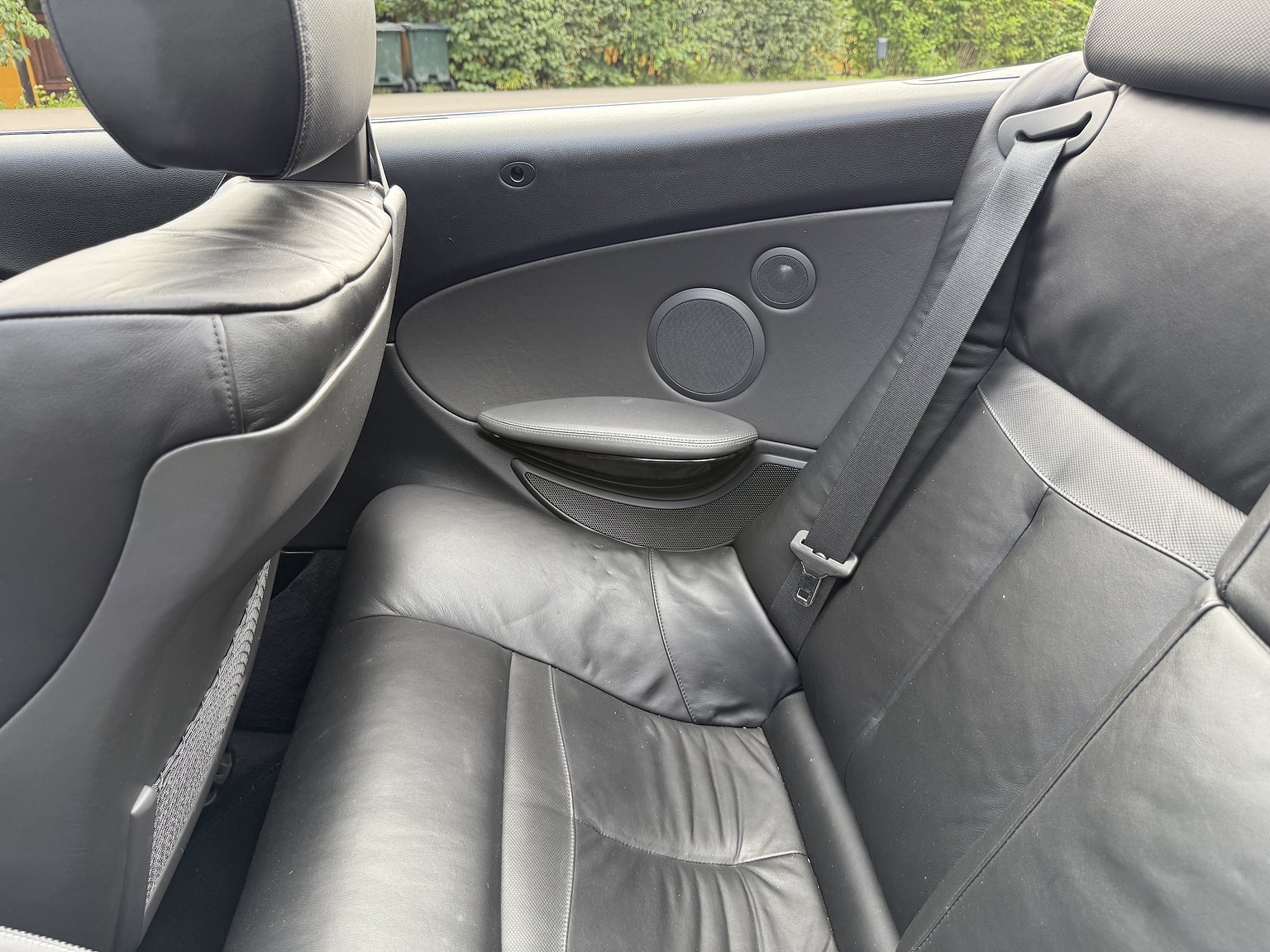 Interior image of 2004 BMW 645Ci Convertible