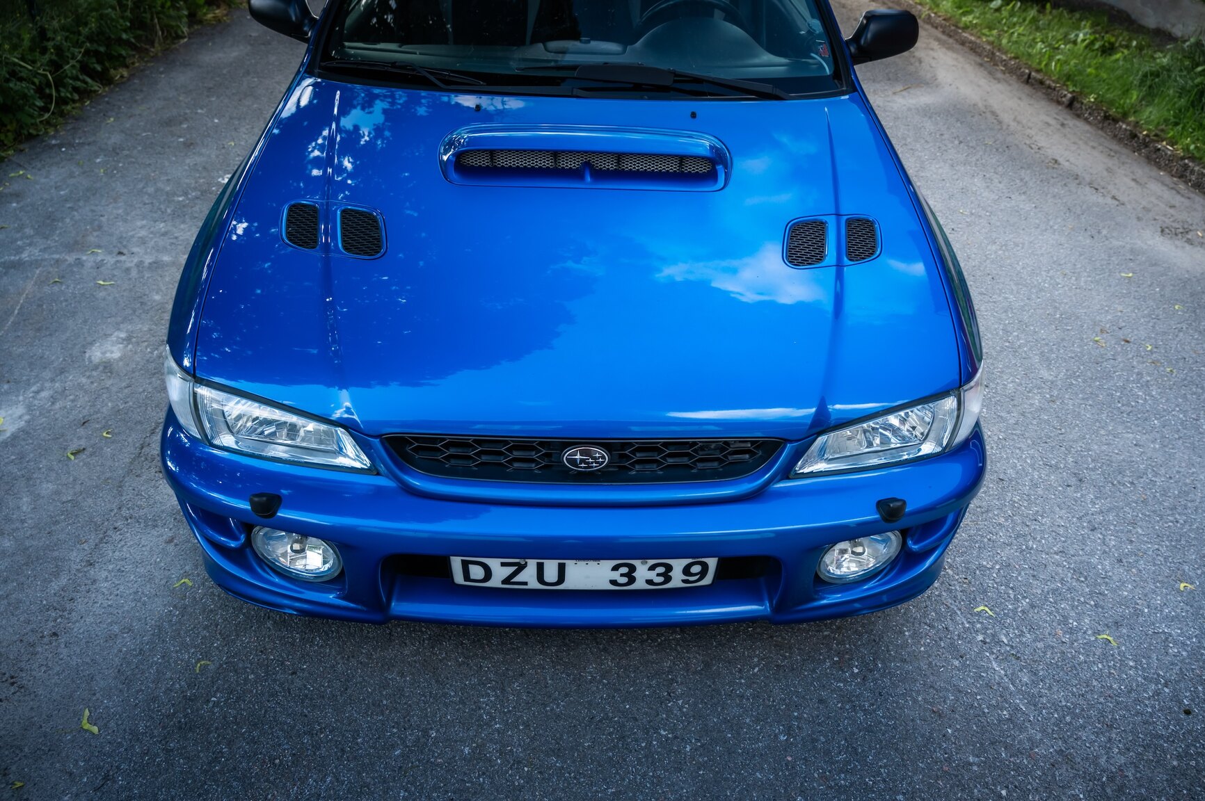 Exteriörbild på 1999 Subaru Impreza GT
