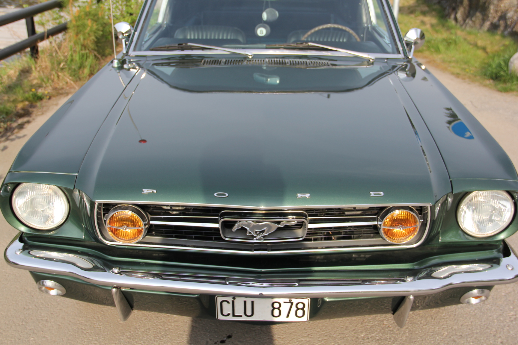 Exteriörbild på 1966 Ford Mustang Fastback GT-clone (29)