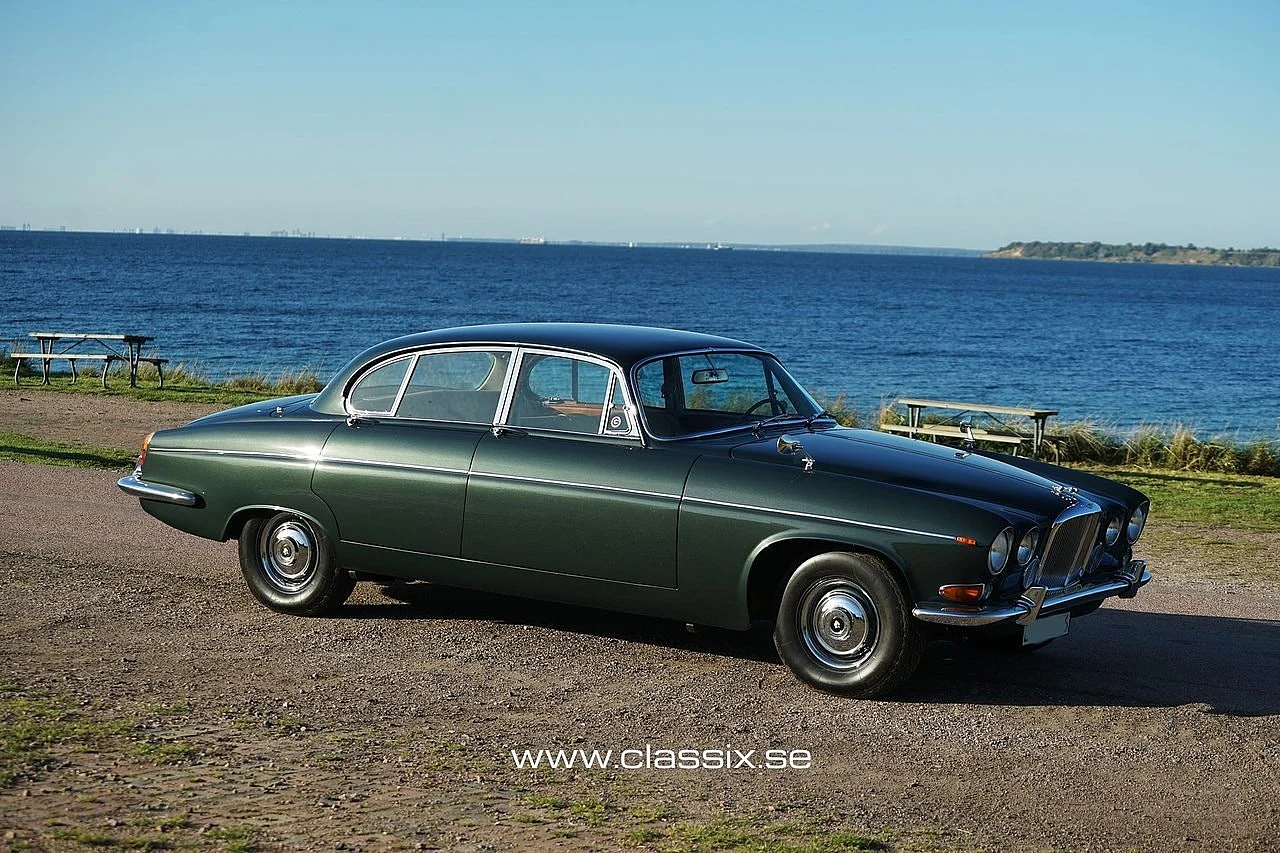 Bild von 1970 Jaguar 420 (10)