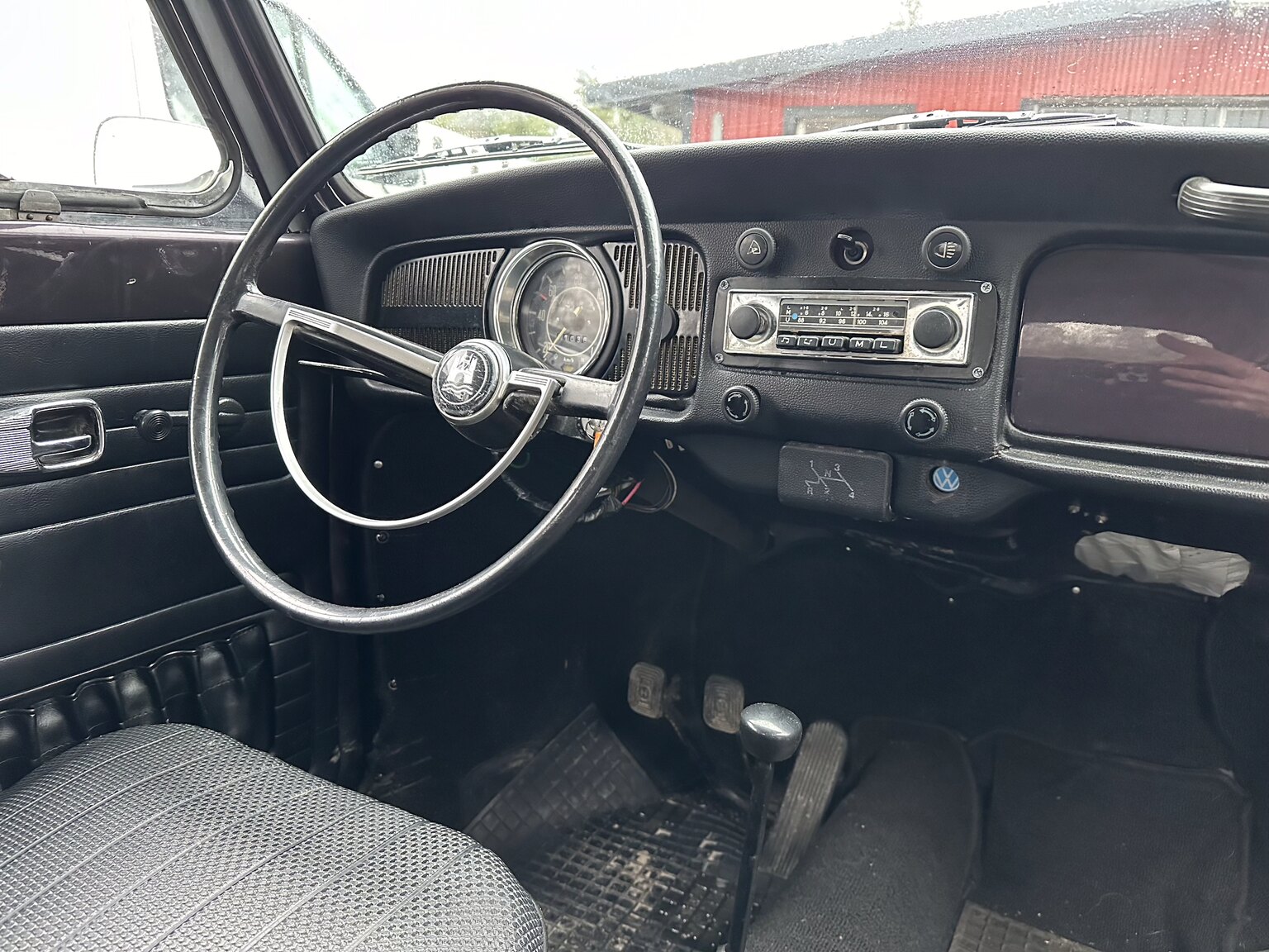 Innenraumfoto von 1968 Volkswagen Beetle 1500 Cabriolet
