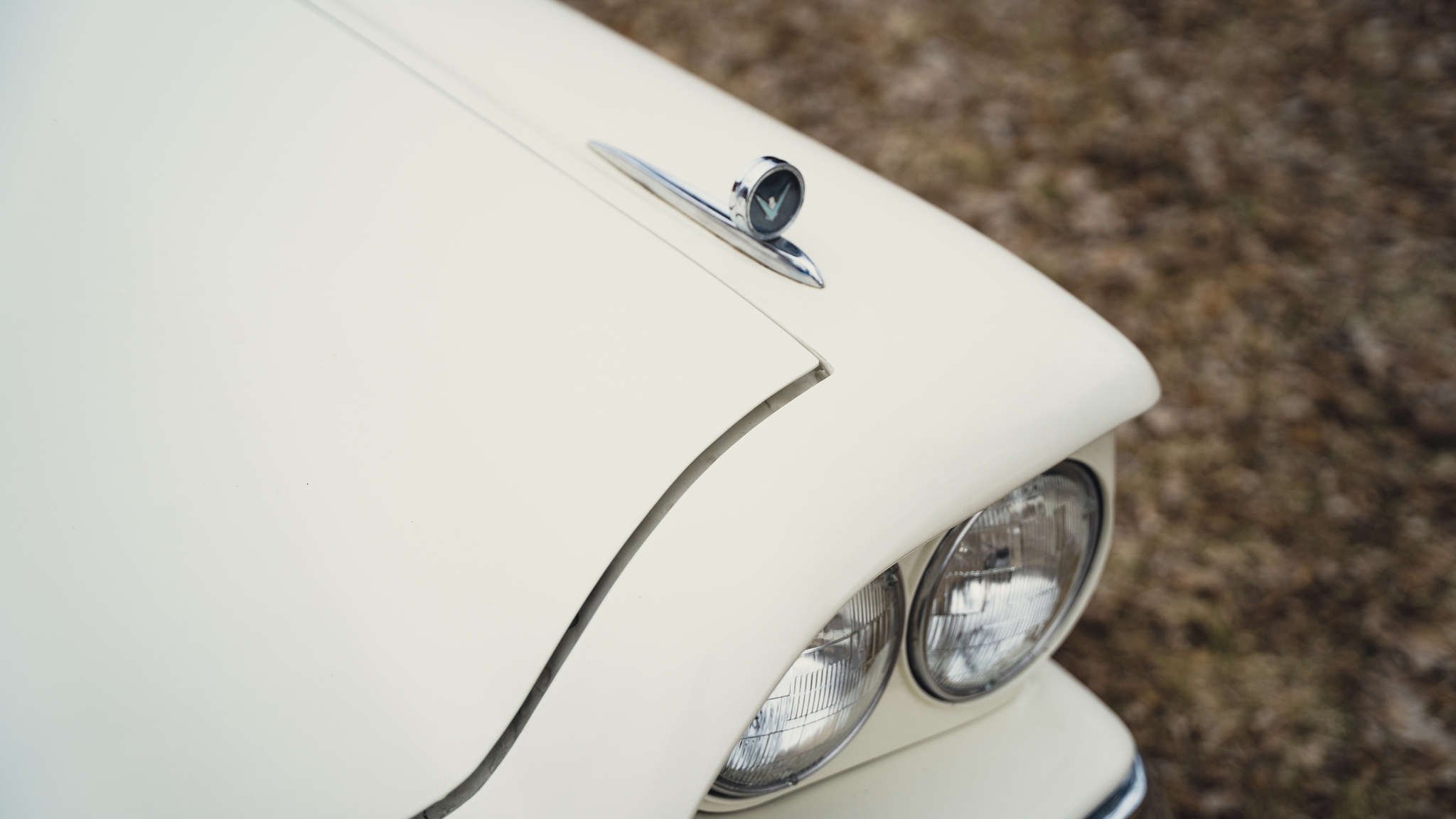 Exteriörbild på 1959 Ford Thunderbird hardtop