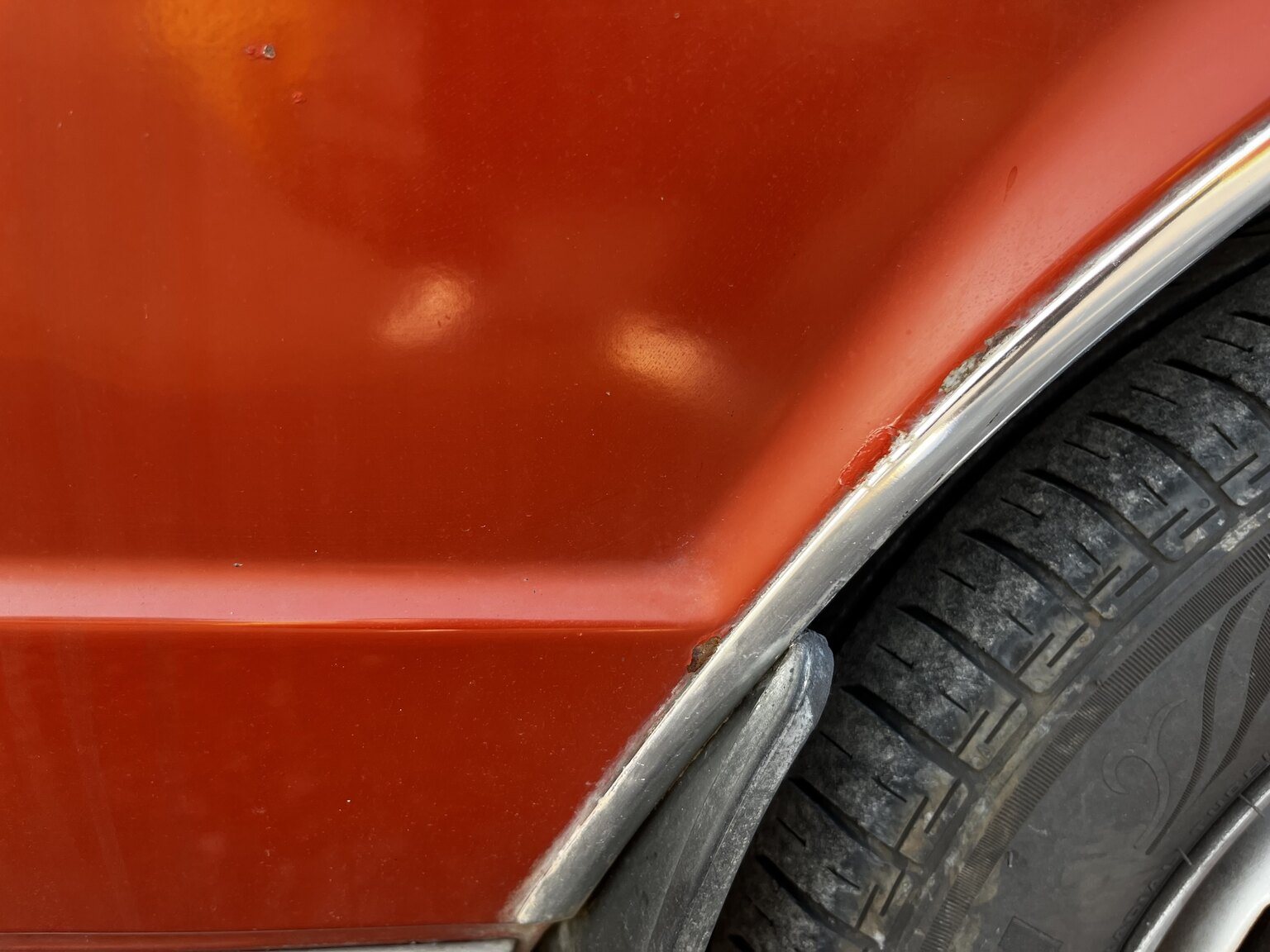 Exterior image of 1976 Audi 80 GL B1  (44)