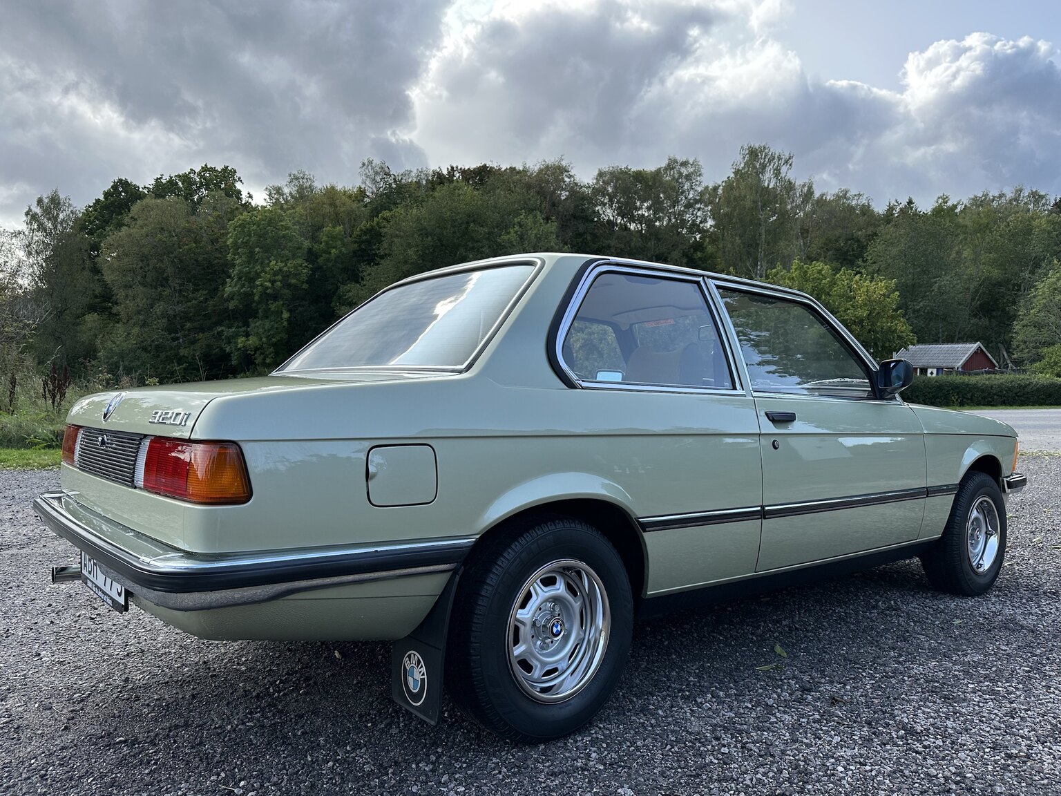 Exteriörbild på 1980 BMW 320i E21