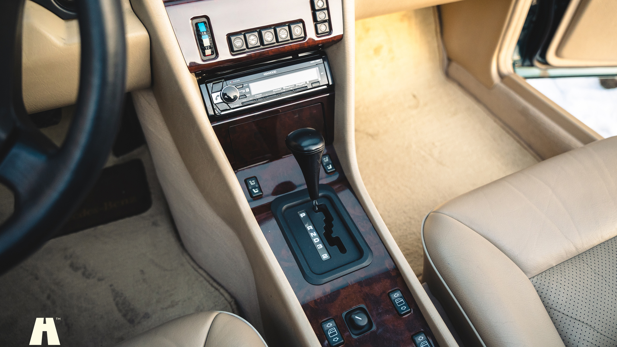 Innenraumfoto von 1995 Mercedes-Benz E320 Cabriolet 