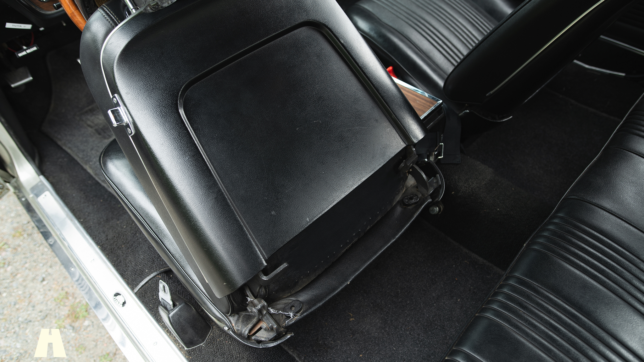 Interior image of 1967 Pontiac GTO Hardtop (39)