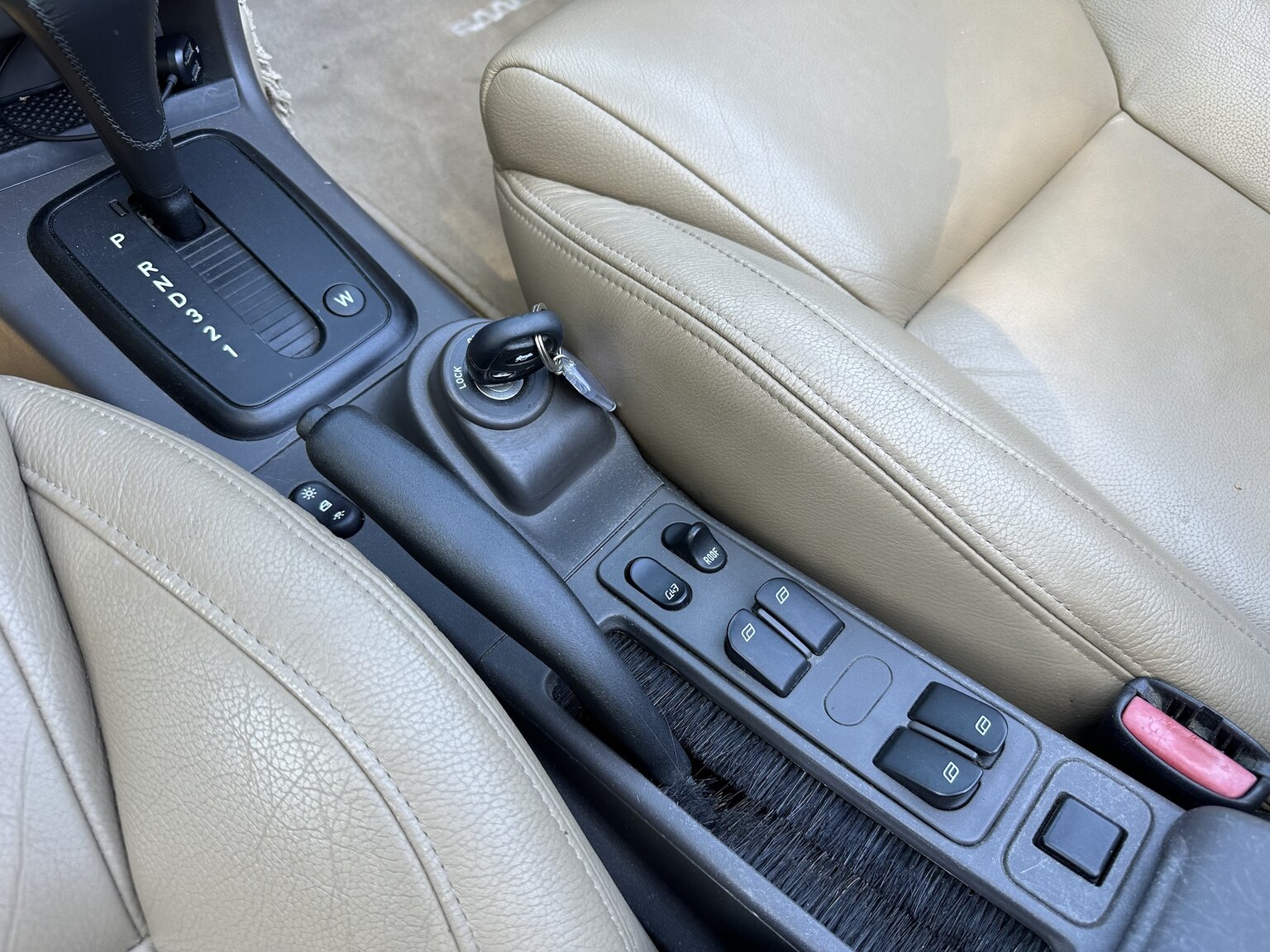 Interiörbild 2003 SAAB 9-3 Aero Turbo Cabriolet