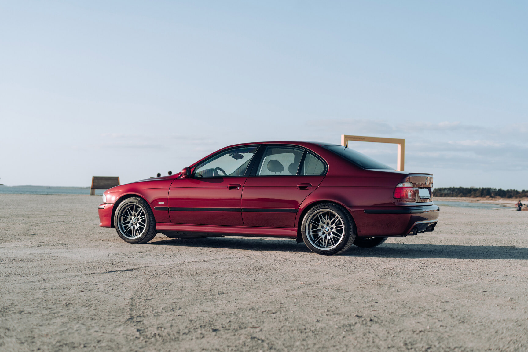 Exterior image of 2001 BMW M5