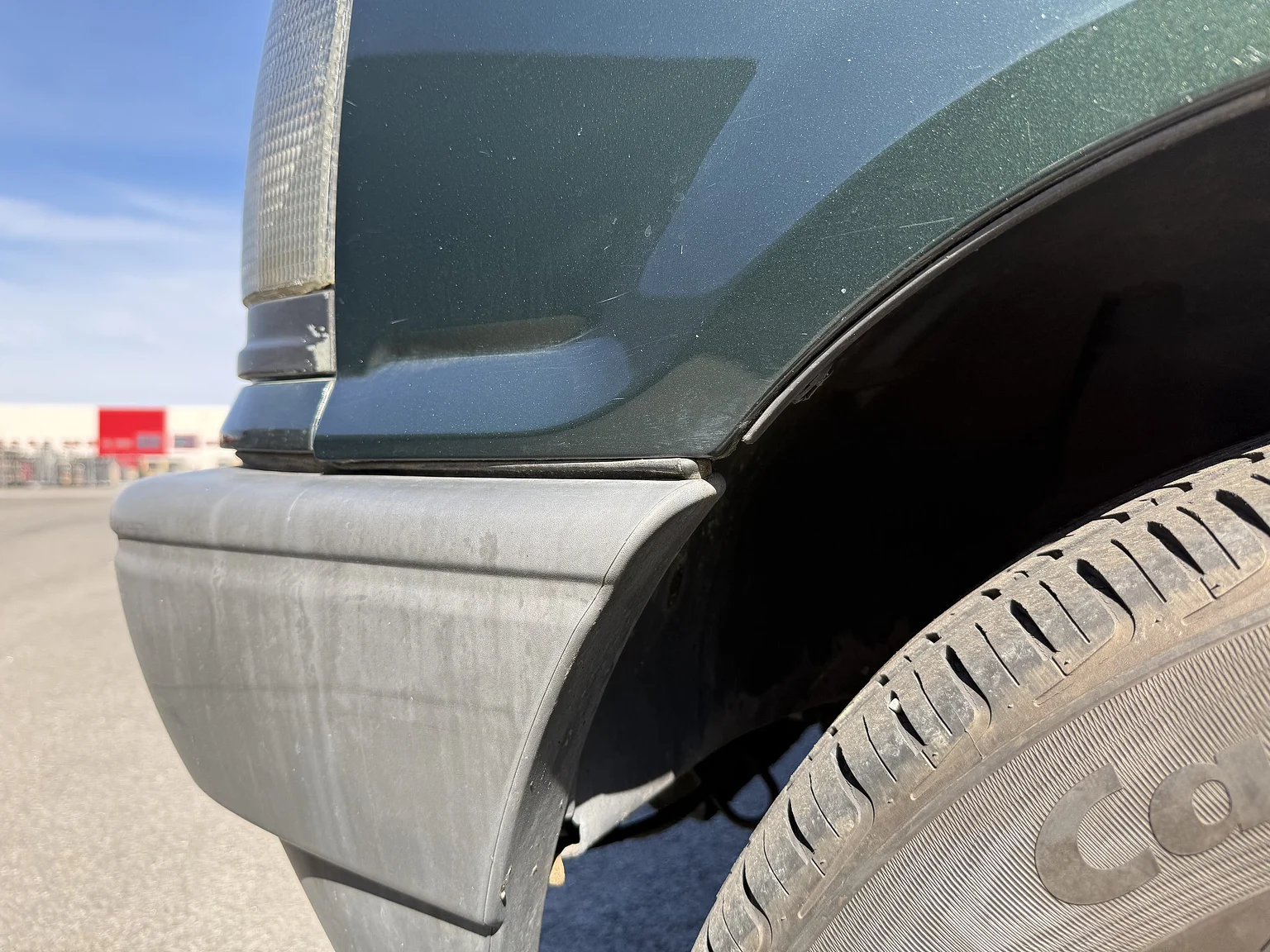 Exterior image of 1998 Land Rover Range Rover P38 (72)