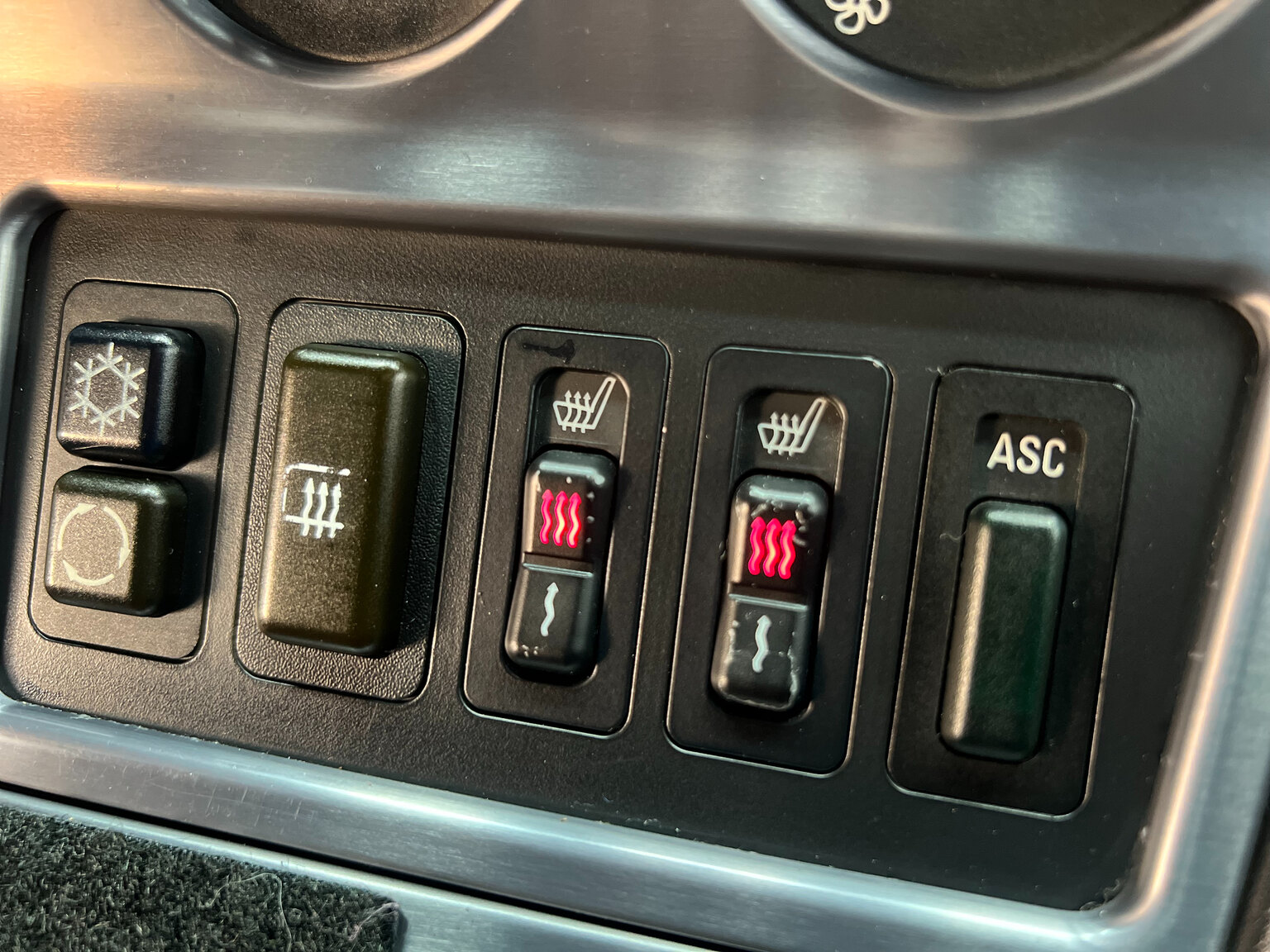 Interior image of 2000 BMW Z3 Coupé 3.0