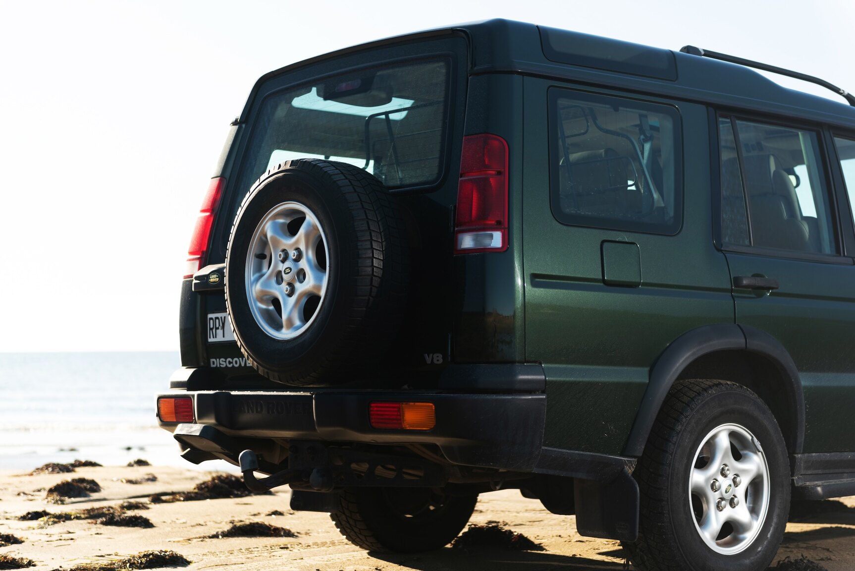 Exterior image of 1999 Land Rover Discovery 4.0 V8